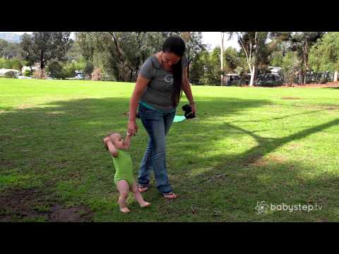 standing-up---babystep.tv