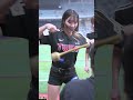 북 치다가 북채 날려서 깜놀하는 이진 치어리더 차영현 치어리더 250408 직캠6중 LG 트윈스 Lee Jin Cheerleader LG Twins 