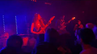Hannah Wicklund - Bomb Through the Breeze (Live) Hannah Wicklund - Bomb Through the Breeze (Live)
