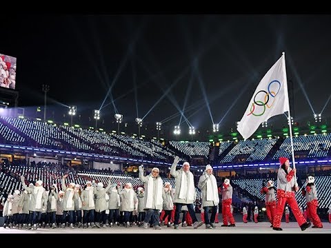 Сборная России прошла на параде спортсменов под нейтральным флагом