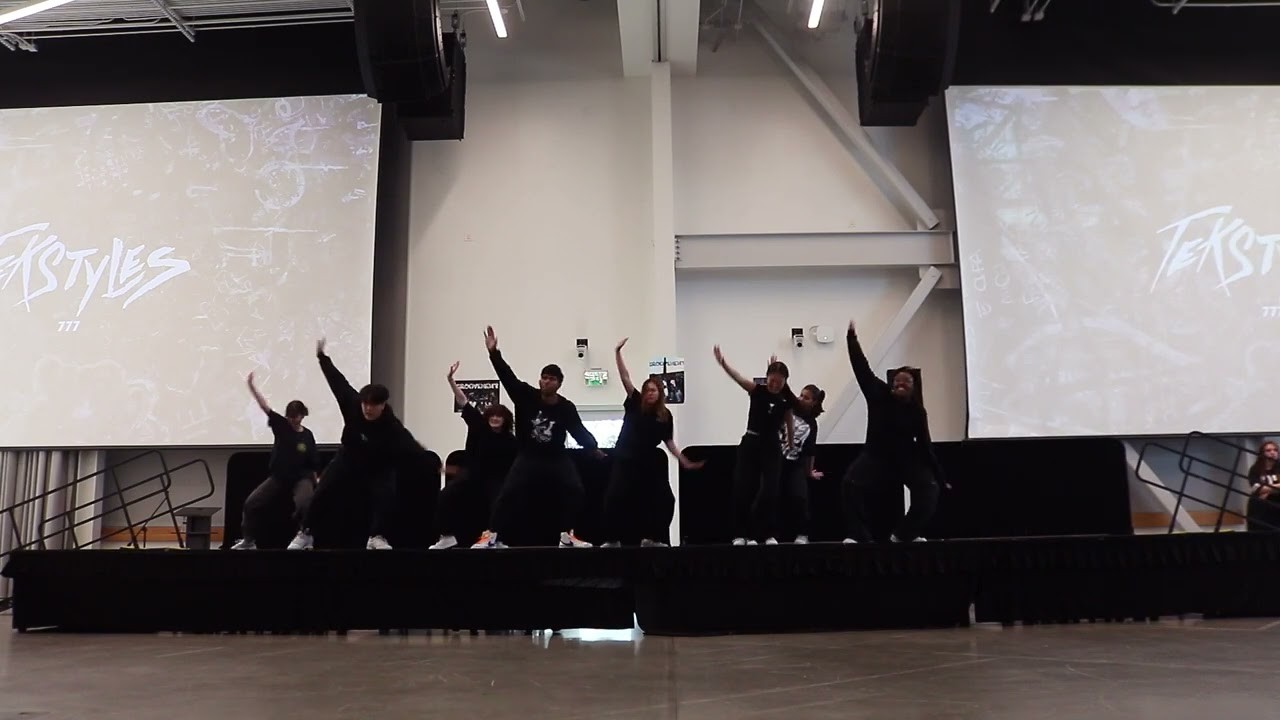 Tekstyles Groovement Showcase | 777