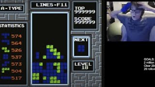 Un adolescent de 13 ans devient le premier humain à venir à bout du jeu vidéo Tetris