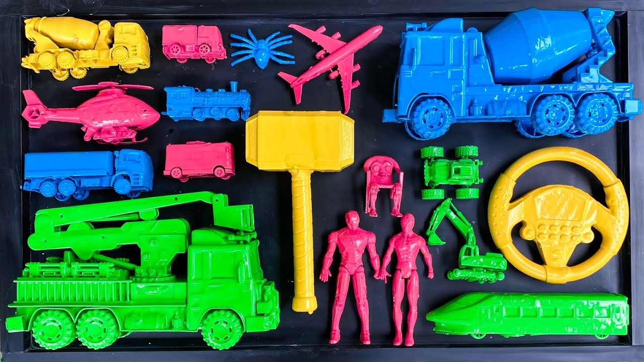 Membersihkan mainan mobil mobilan,truck tangki,truck molen,sportcar,pesawat,anomali,avangers