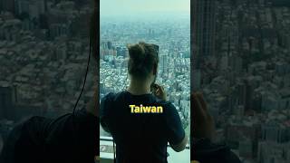 Taiwan = friendly people + tasty food + unforgettable views 😍 All on a backpacker’s budget! 🎒