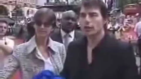 Tom Cruise Gets Squirted With Water - DayDayNews