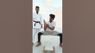 tile kaise tode 😱 #shorts #martialarts #ytshorts #breaktiles #youtubeshorts #viral