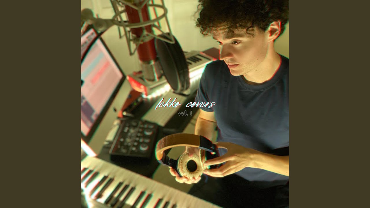 Obejrzyj Clouds w YouTube Obejrzyj Clouds w YouTube