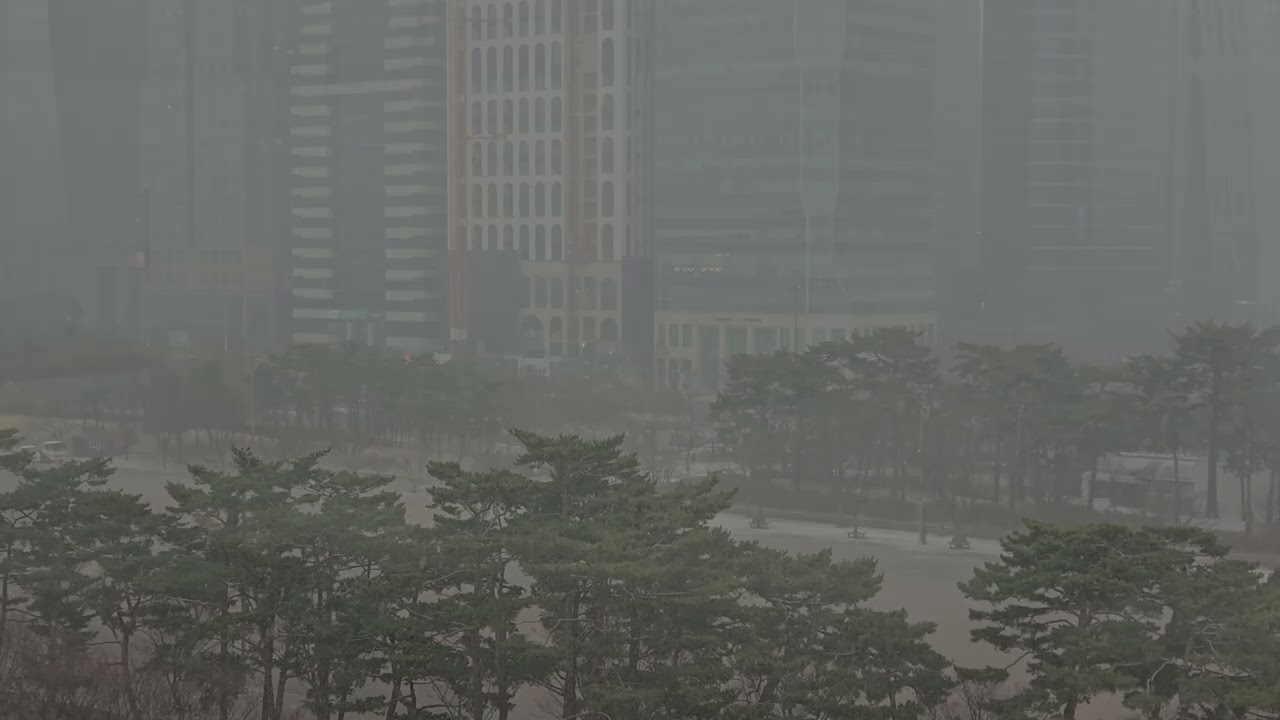 Yeouido, Seoul |16:00 | Urban View 013 | Snowfall in Yeouido Financial District