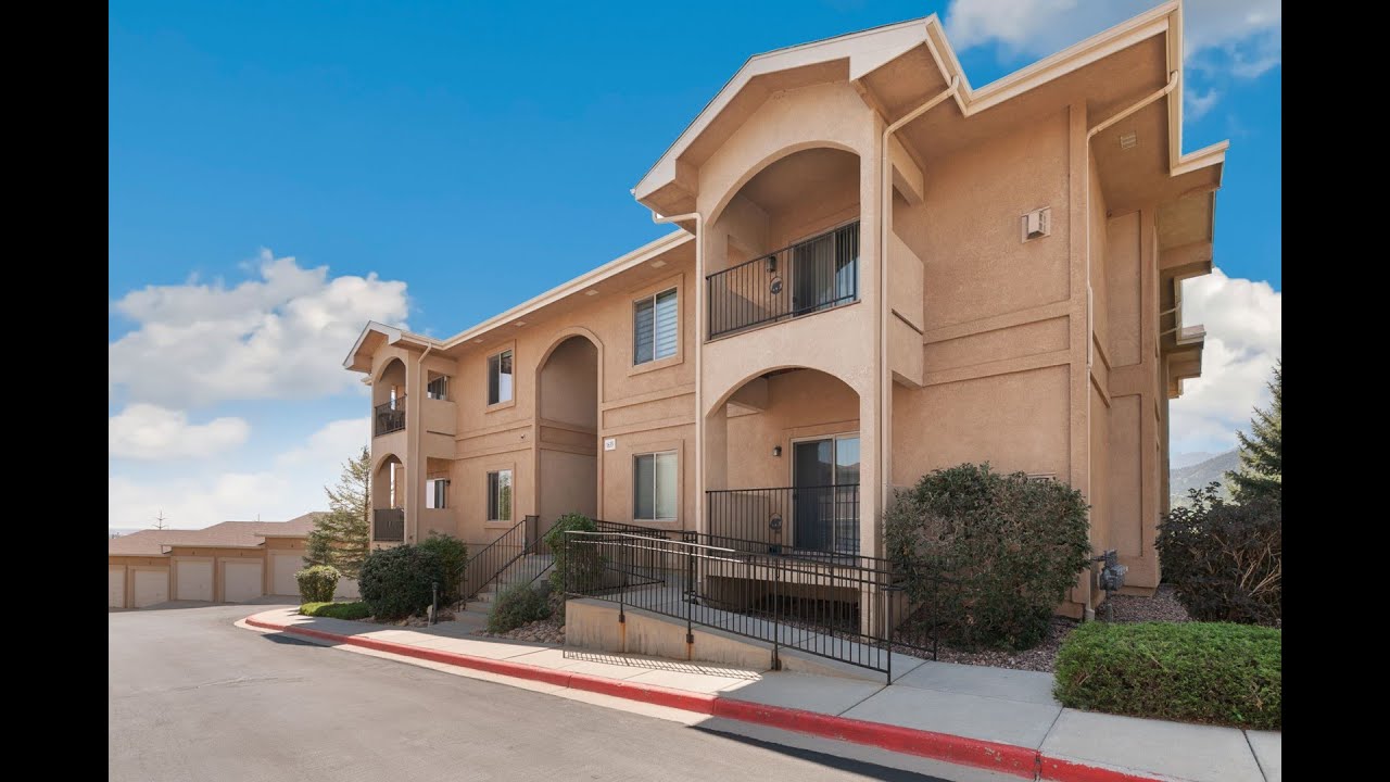 Christine Sullivan presents 1635 Little Bear Creek Pt, Unit 