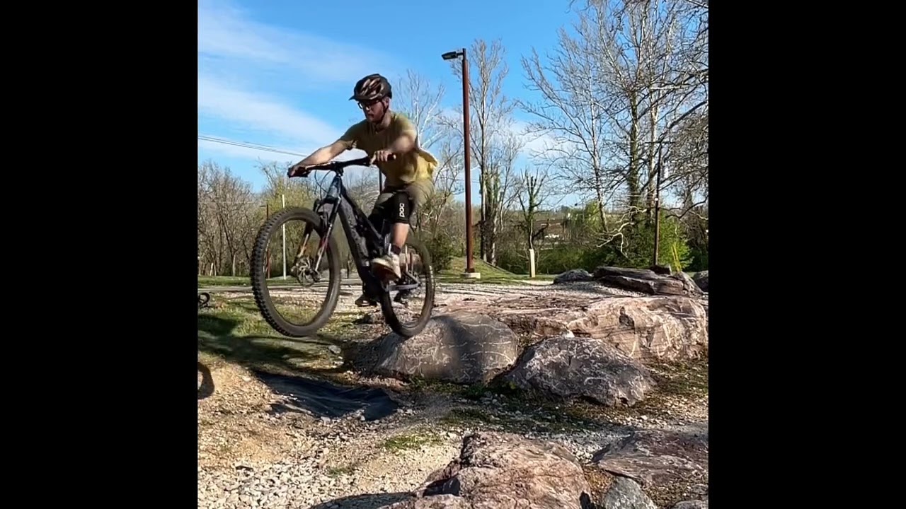 Front Wheel Lift 2 Drop & Roll