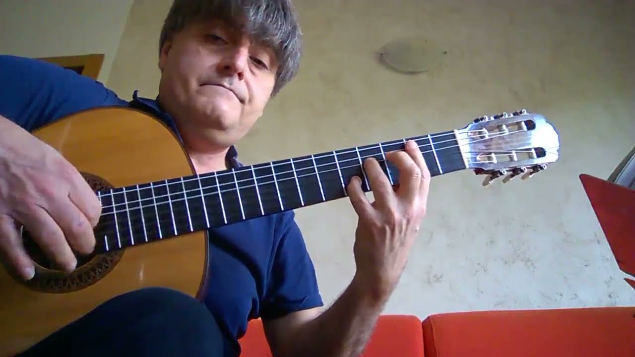 Antonio Lauro: NATALIA (Vals n° 3) - Jesús Eduardo Álvarez, guitar