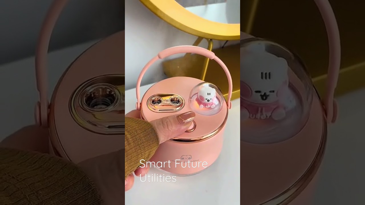 It has a small body and a large amount of fog.