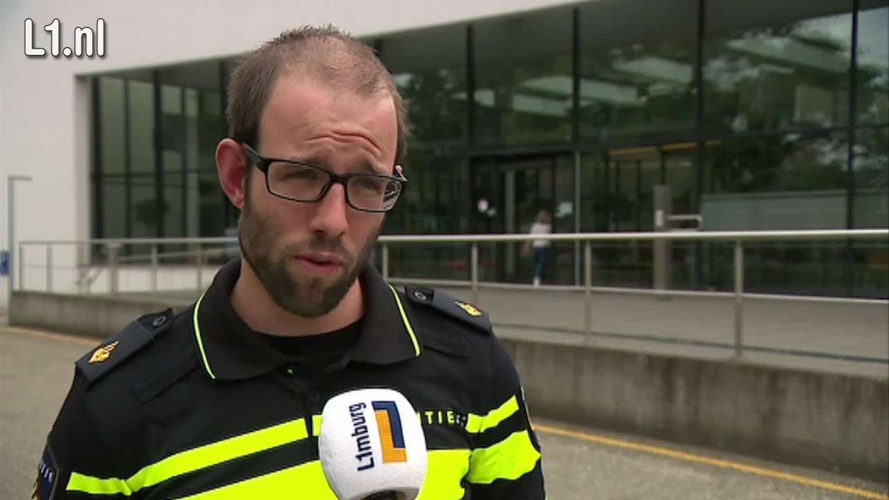 VIDEO: Vechtpartij op A73 na zedenmisdrijf Roermond (24 jul 2015)