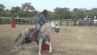 Laura Barrientos #barrelracing