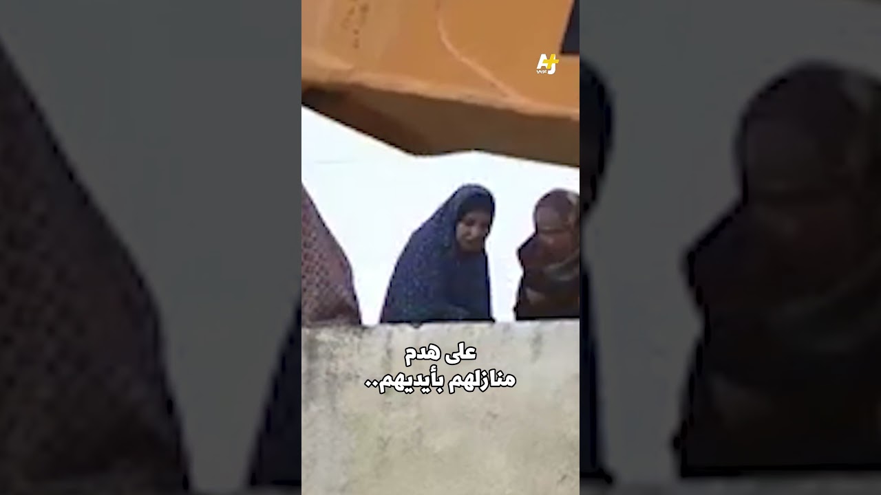 الطفل محمود الجولاني عن حزنه وهو يهدم منزل عائلته بيده بعد أن أجبرهم جيش الاحتلال على ذلك