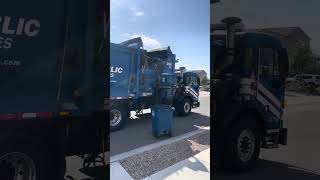 Republic Services 2406 on Recycle 25