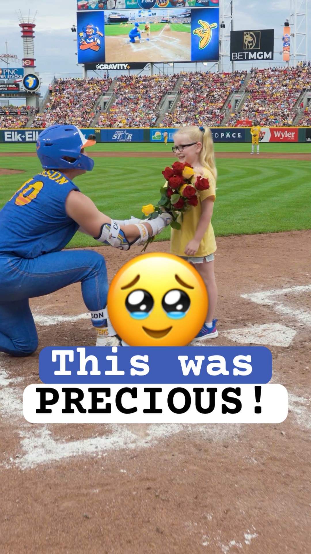 Two Dozen Roses” Shenandoah walk-up | The Texas Tailgaters