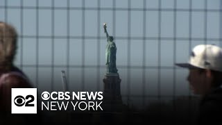 Fence obstructing Statue of Liberty sparks security debate in Battery Park