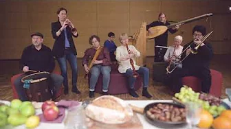 A Musical Banquet: HONEYSUCKLE (Capella de la Torre|Katharina Bäuml) A Musical Banquet: HONEYSUCKLE (Capella de la Torre|Katharina Bäuml)