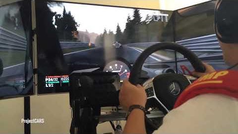 Simexperience Accuforce Pro | 모션 레이싱 시뮬레이션