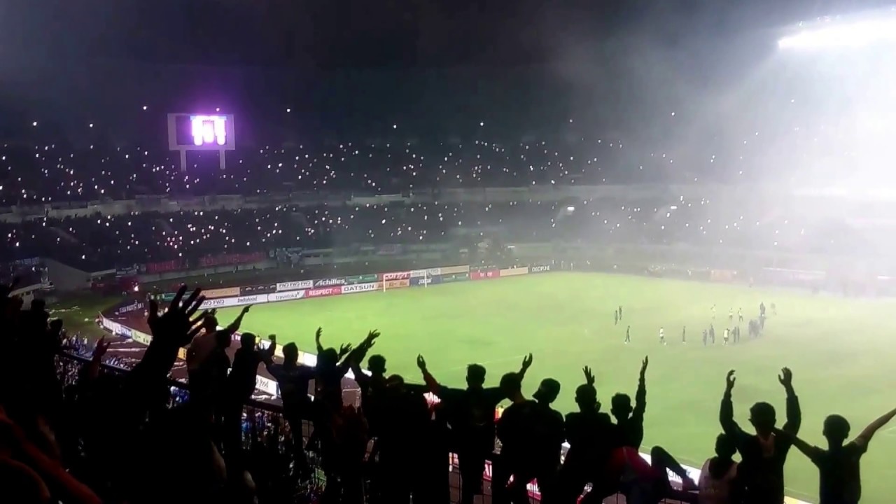 New Chant Bobotoh Kebanggaan Dihatiku Supporter Of Persib Bandung By Kujay Grande