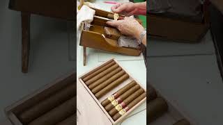 Visita a las Fábricas de tabaco Partagás y La Corona durante el #23FestivalHabano #habanos Resimi