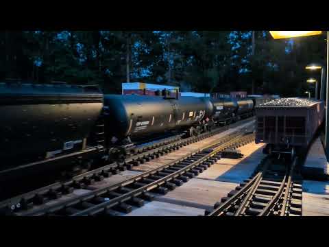 Nice evening run at Winona Garden Railway 