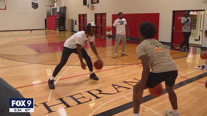 Minnesota standout Murkey pursuing his NBA dream, giving back in the process I KMSP FOX 9