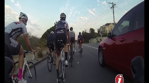 How to Overtake a Cycling Bunch Safely