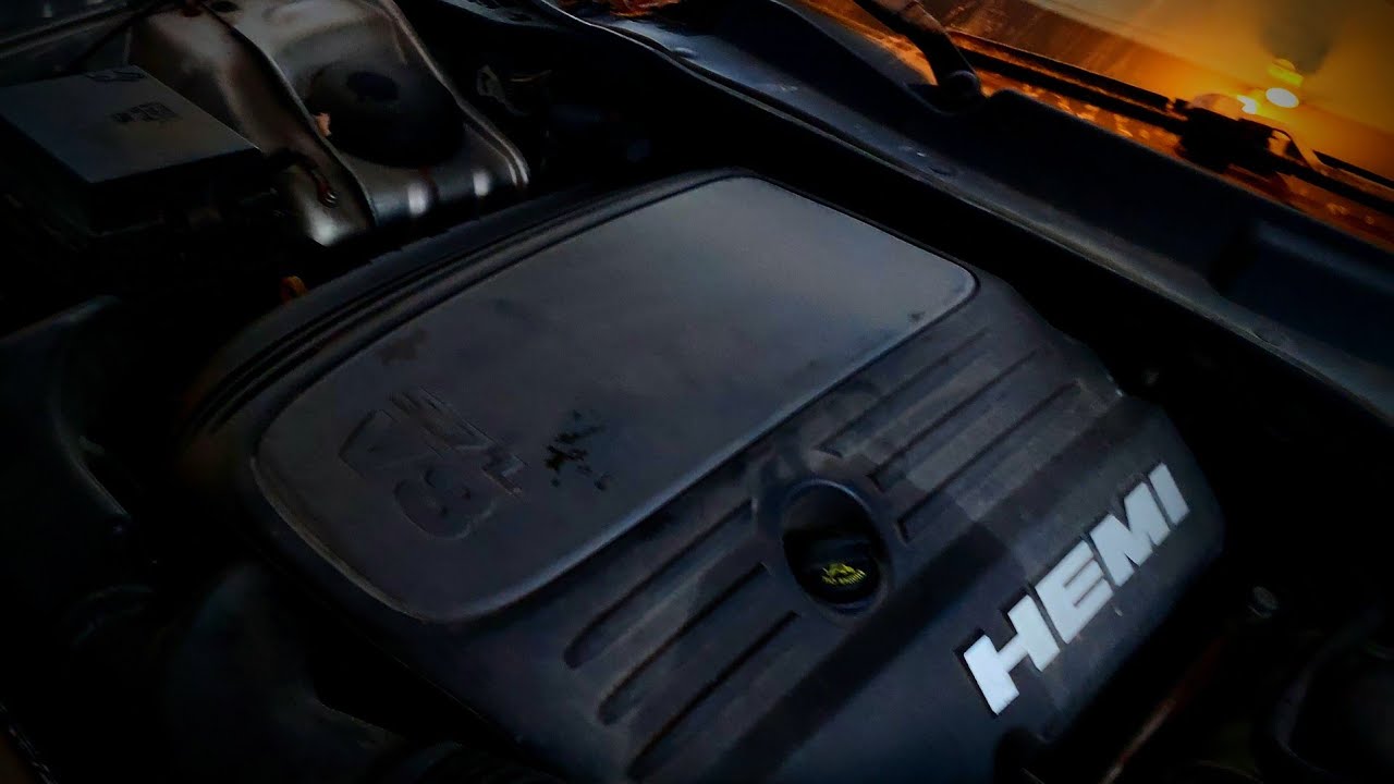 Качественная сборка автомобильной аудиосистемы Chrysler 300c! Осмотр автомобиля!