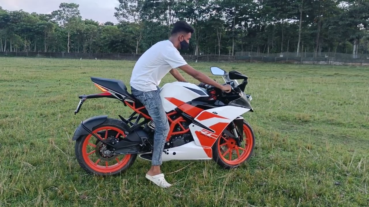 Ktm rc 200 bs4 short ride and  sound 