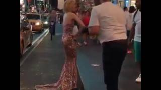 Shooting live in Times Square NYC with Nicole Melrose H6D-50c