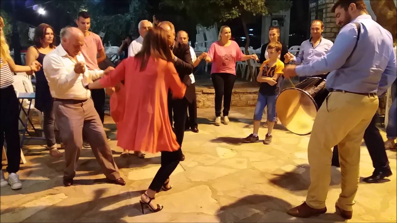 ΜΑΡΑΙΝΟΜΑΙ Ο ΚΑΗΜΕΝΟΣ.ΧΟΡΕΥΕΙ Η ΦΑΙΔΡΑ ΔΙΑΜΑΝΤΗ.ΚΛΑΡΙΝΟ-ΑΡΚΑΔΟΠΟΥΛΟΣ ΑΛΕΞΑΝΔΡΟΣ