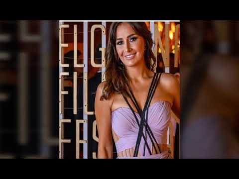 حلا شيحة تثير الجدل بالبكيني