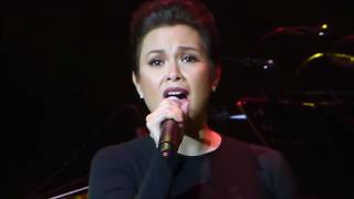 Lea Salonga sings Reflection from Mulan #DisCon2017