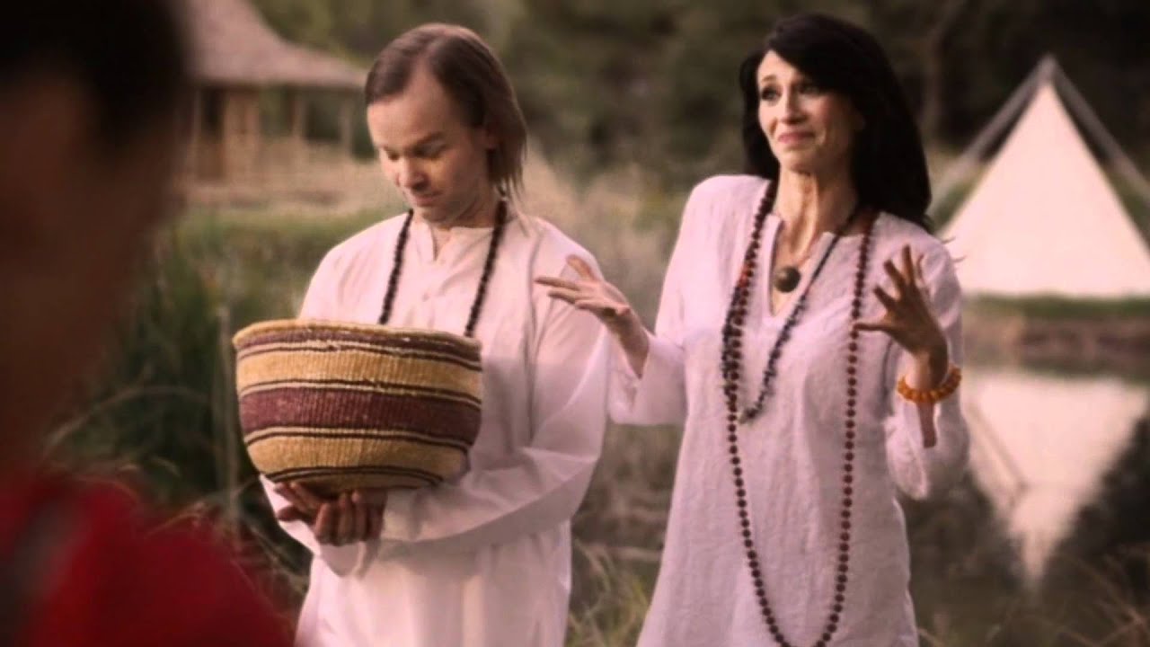 Claudia Black in 90210 2011 s03e13 01 chloe frazer voice actress