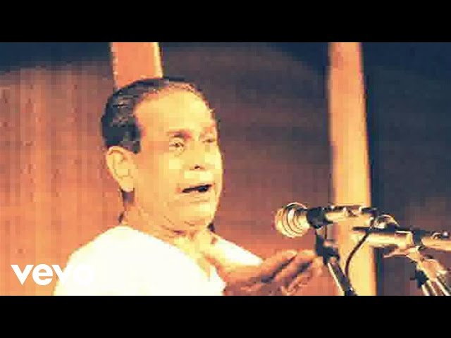 Pt. Bhimsen Joshi - Bhajan (Tum Meri Rakho Laaj Hari (Pseudo Video)) class=