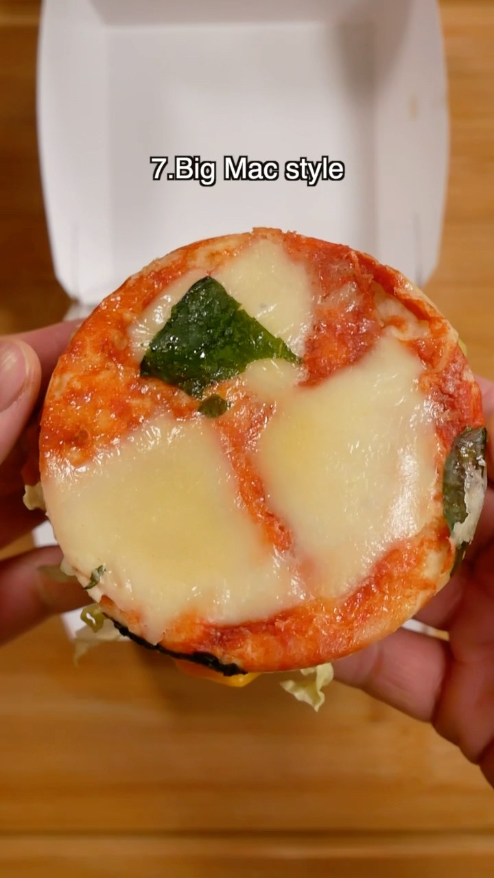 How to eat pizza??
