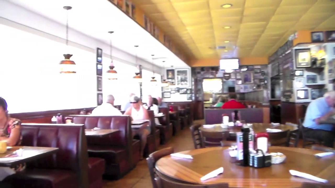 Jan Gallant of Magic Eye Communications brings Harvey to the Tiffany Diner in Palm Harbor, Florida