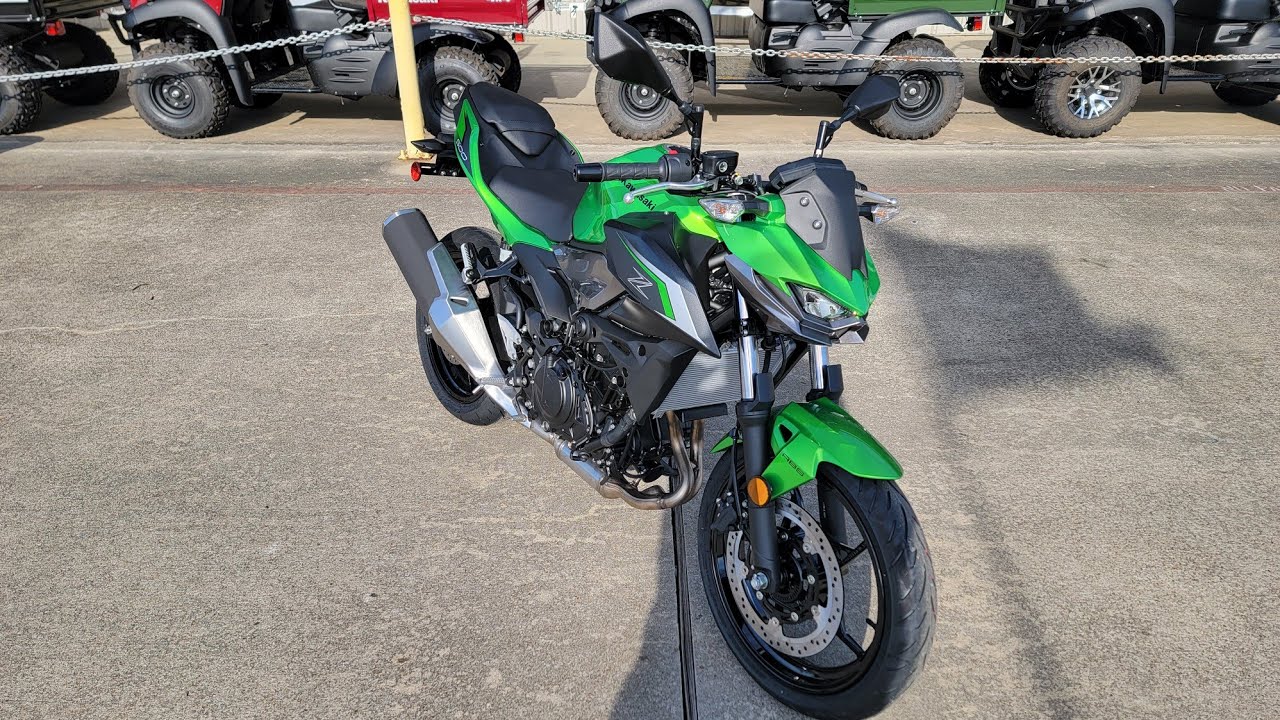 ALL NEW 2024 KAWASAKI Z 500 ABS WALK-AROUND IN CANDY LIME GREEN