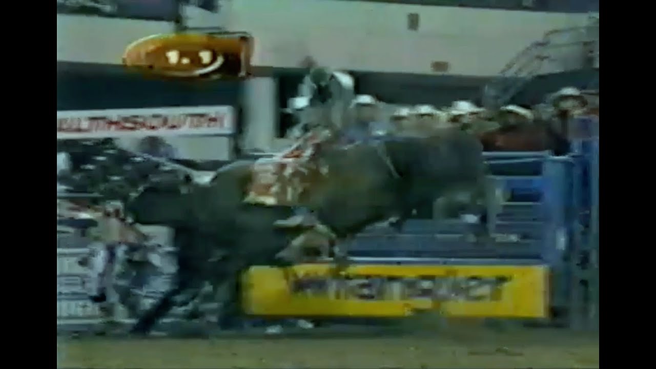 Figure Frank bucks J.W. Hart - 02 PBR Louisville