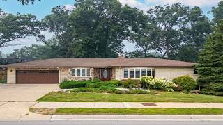304 E Irving Park Road Roselle IL Presented by The Star Home Team