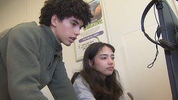 Student-led program bridges language gap for ESL students | WSOC-TV