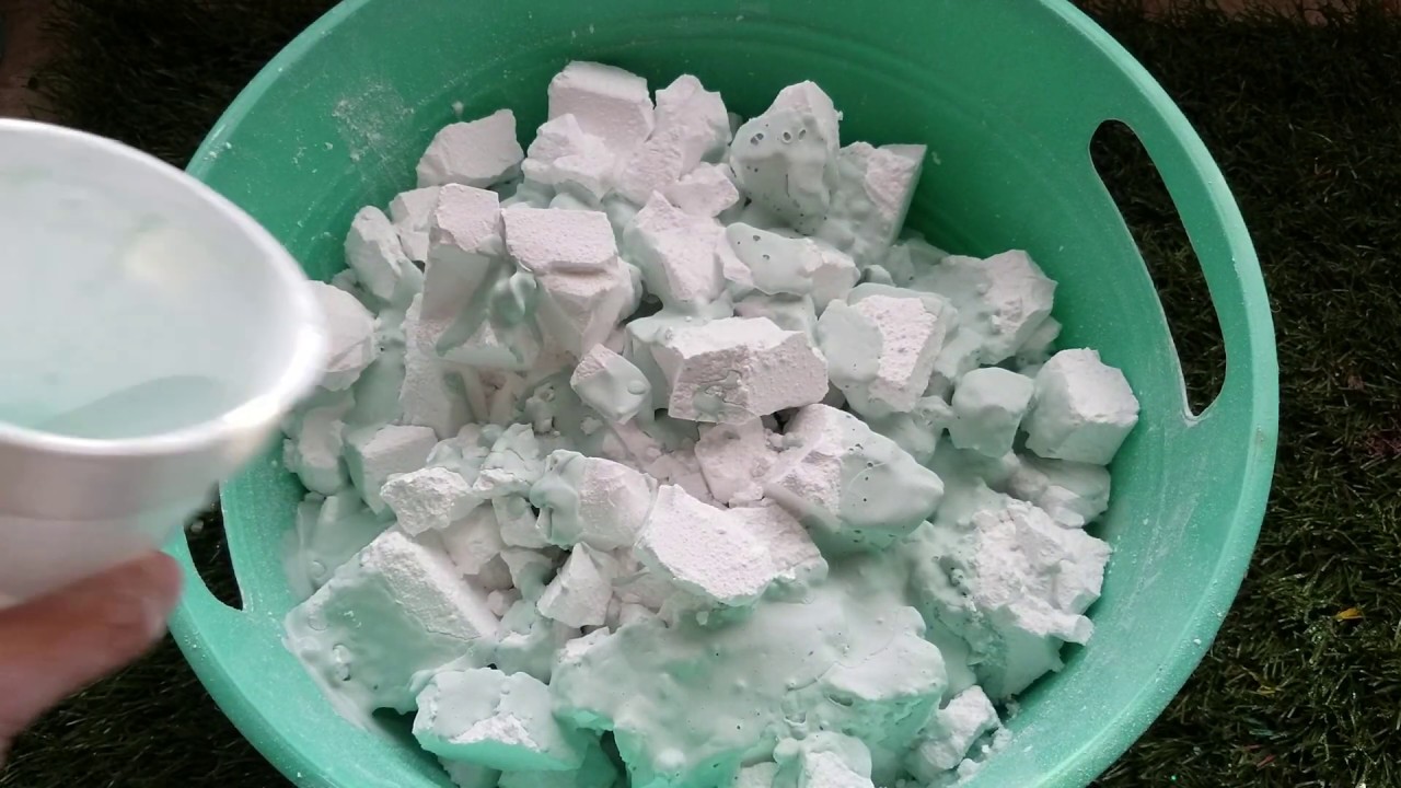 Gym Chalk & Wet Paste Crushing