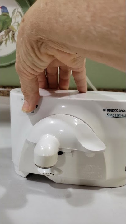Black & Decker Gizmo Electric Can Opener Review