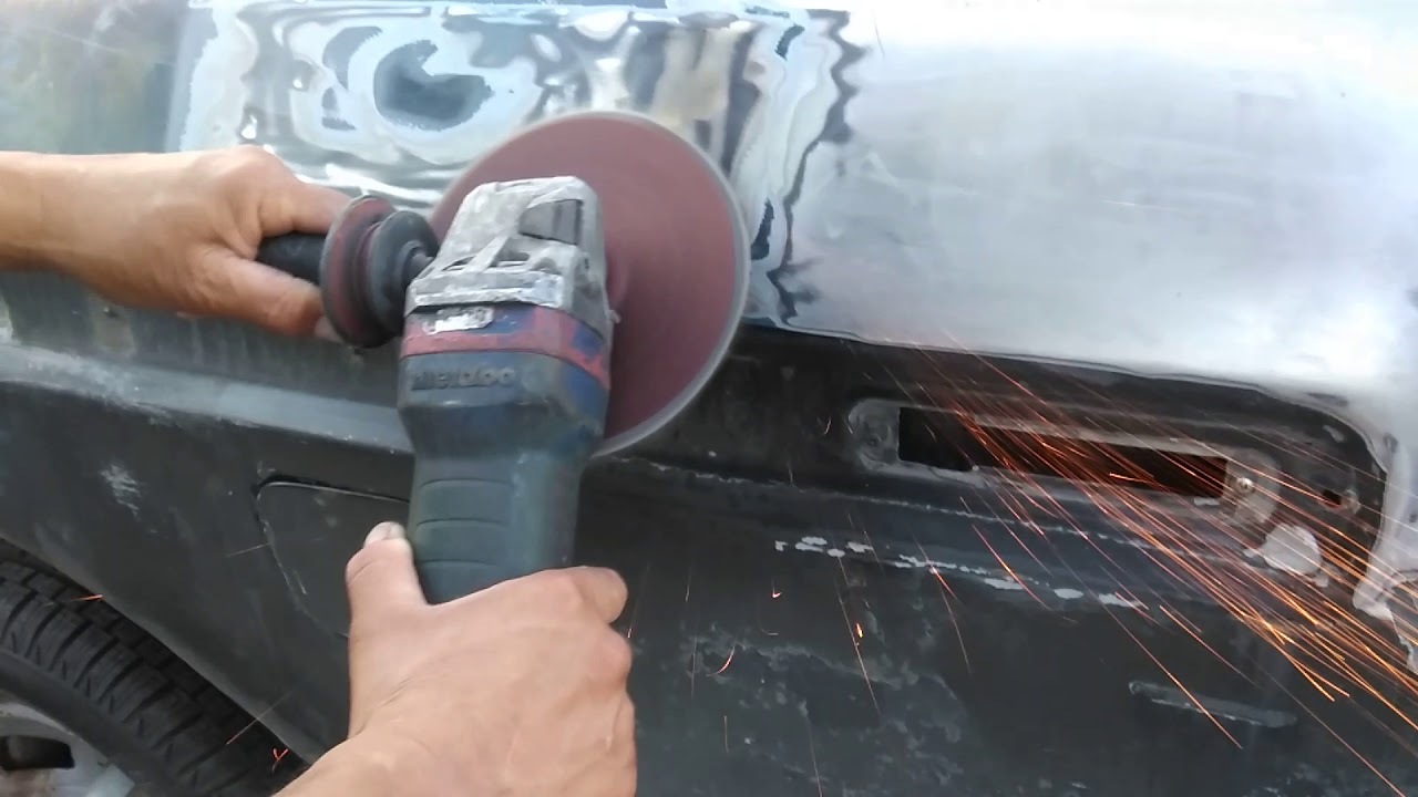 Cómo empezar un trabajo desde cero en una camioneta clásica