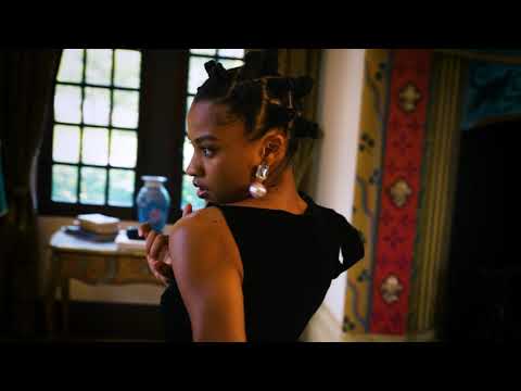 Curtis Laoban - C'EST CHAUD (clip officiel)