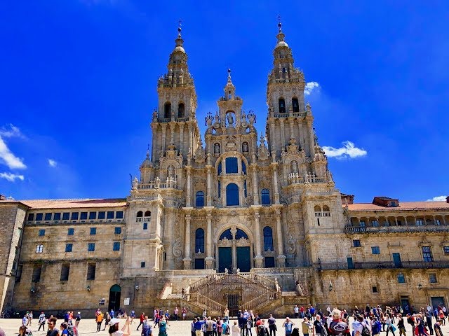 世界遺産サンティアゴ・デ・コンポステーラの巡礼路を歩く - YouTube