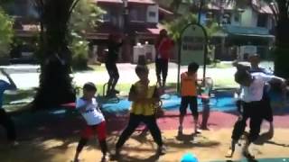 Harlem Shake Kid Version