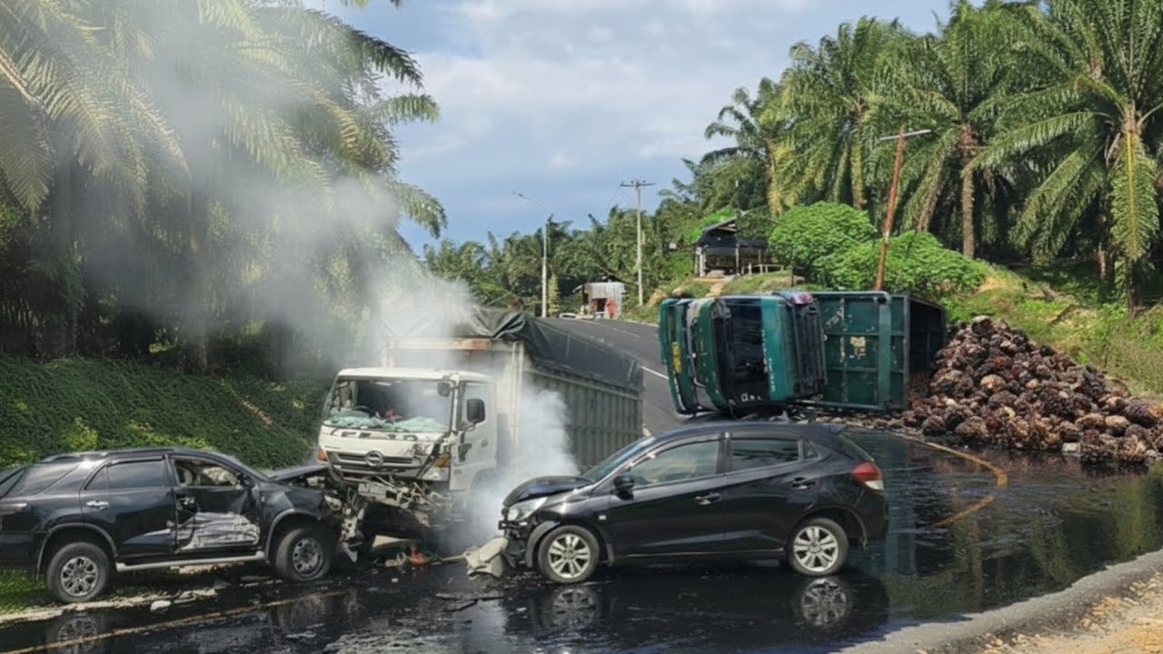 Truck Terguling || Detik Detik Truck Serempet Truck Rem Blong Hantam 2 Mobil Mewah Di Bukit Kodok